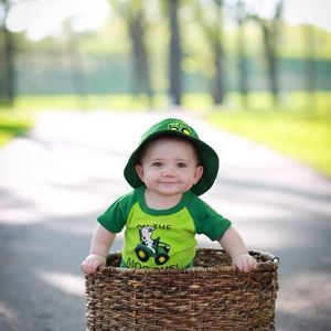 Meet your Posher, Dakota